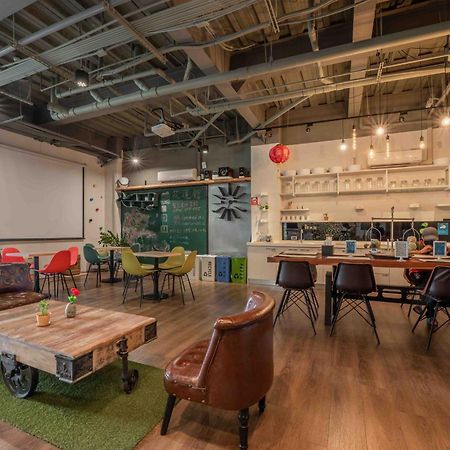 Light Hostel Hualien Esterno foto