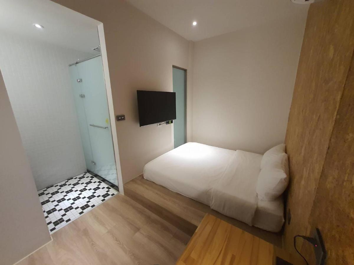 Light Hostel Hualien Esterno foto