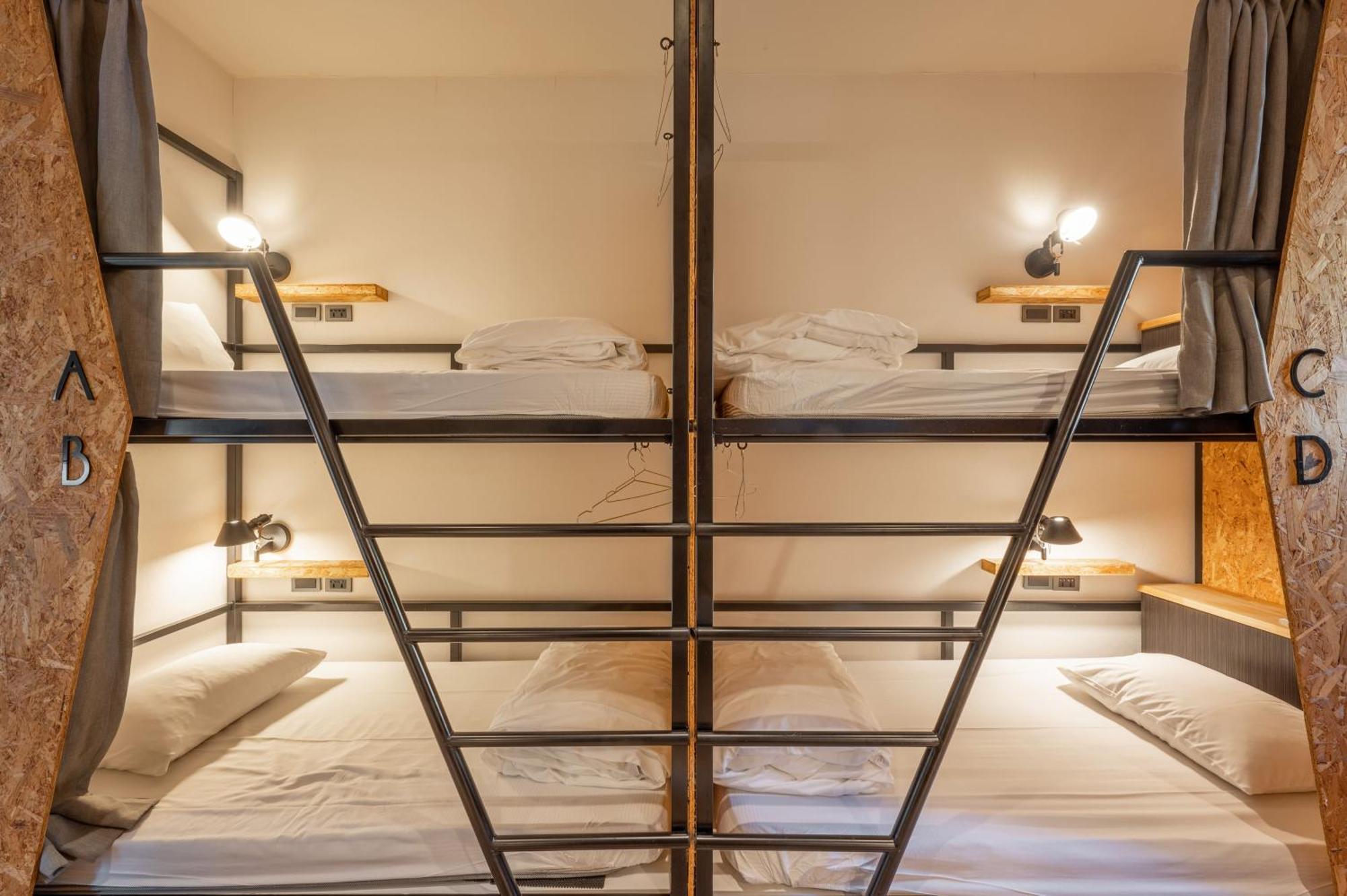 Light Hostel Hualien Esterno foto